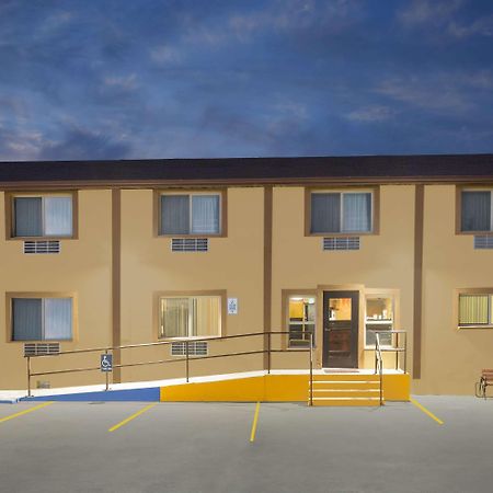 Super 8 By Wyndham Diamondville Kemmerer Экстерьер фото