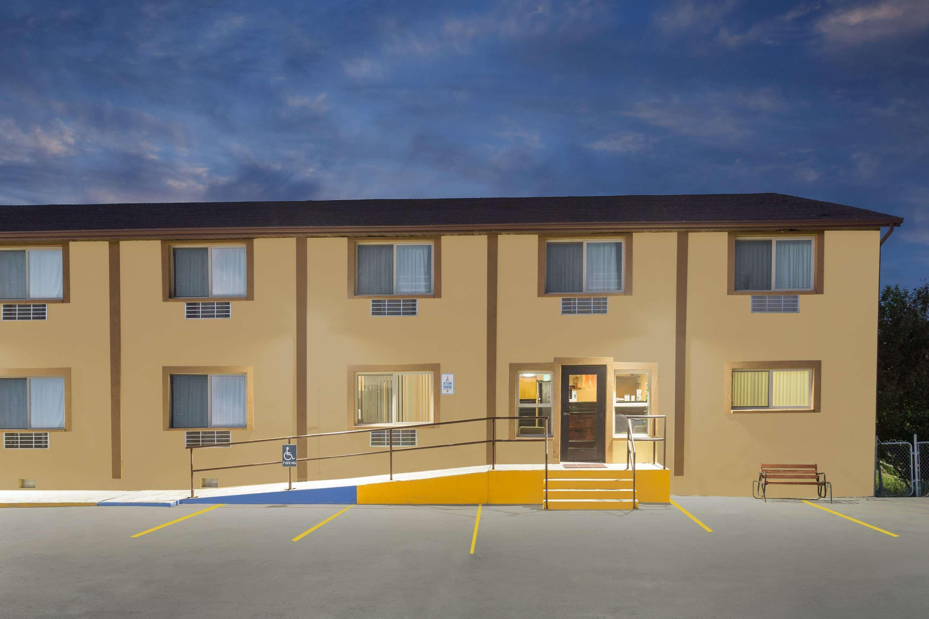 Super 8 By Wyndham Diamondville Kemmerer Экстерьер фото